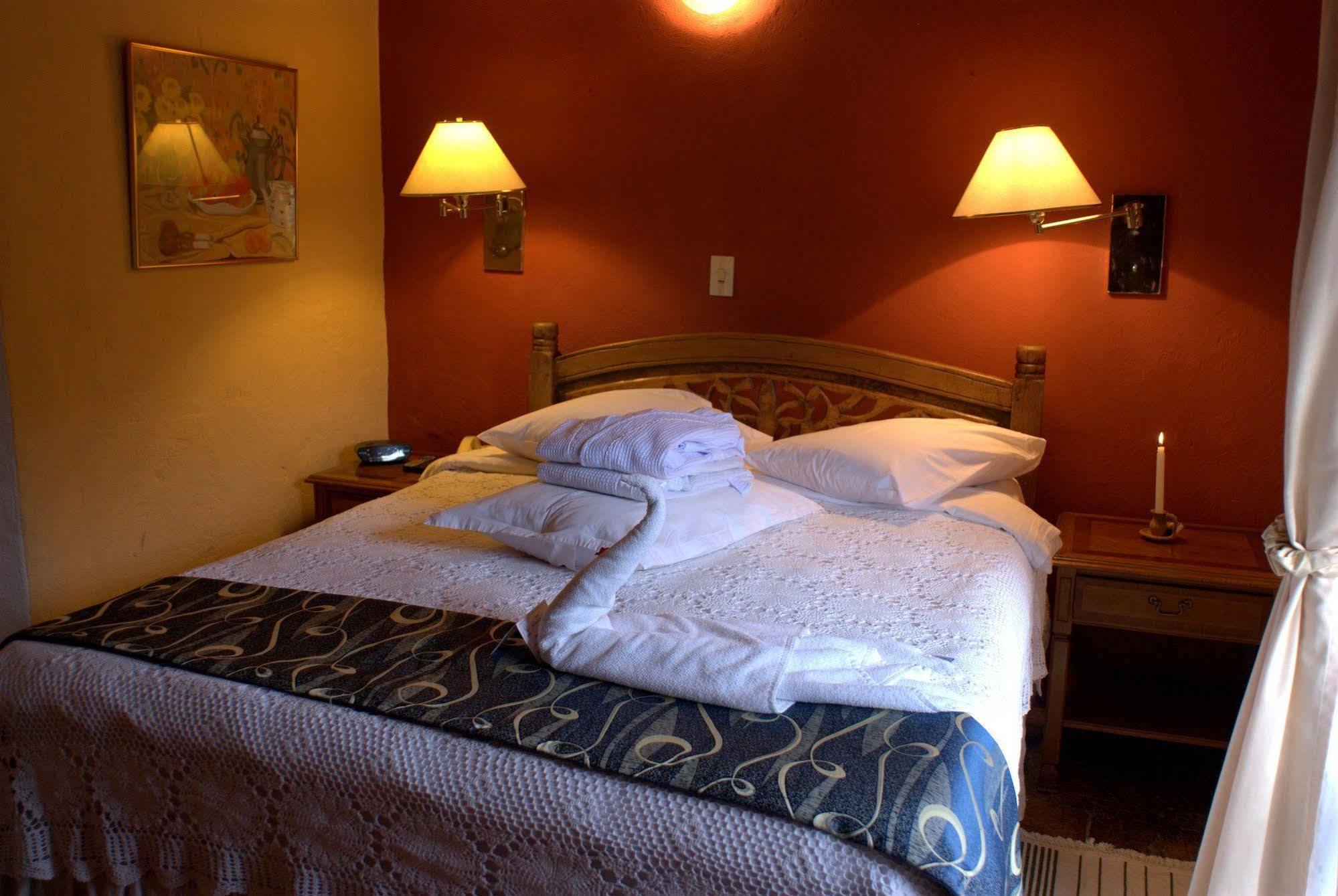 Hotel La Posada De San Antonio Вилья-де-Лейва Экстерьер фото