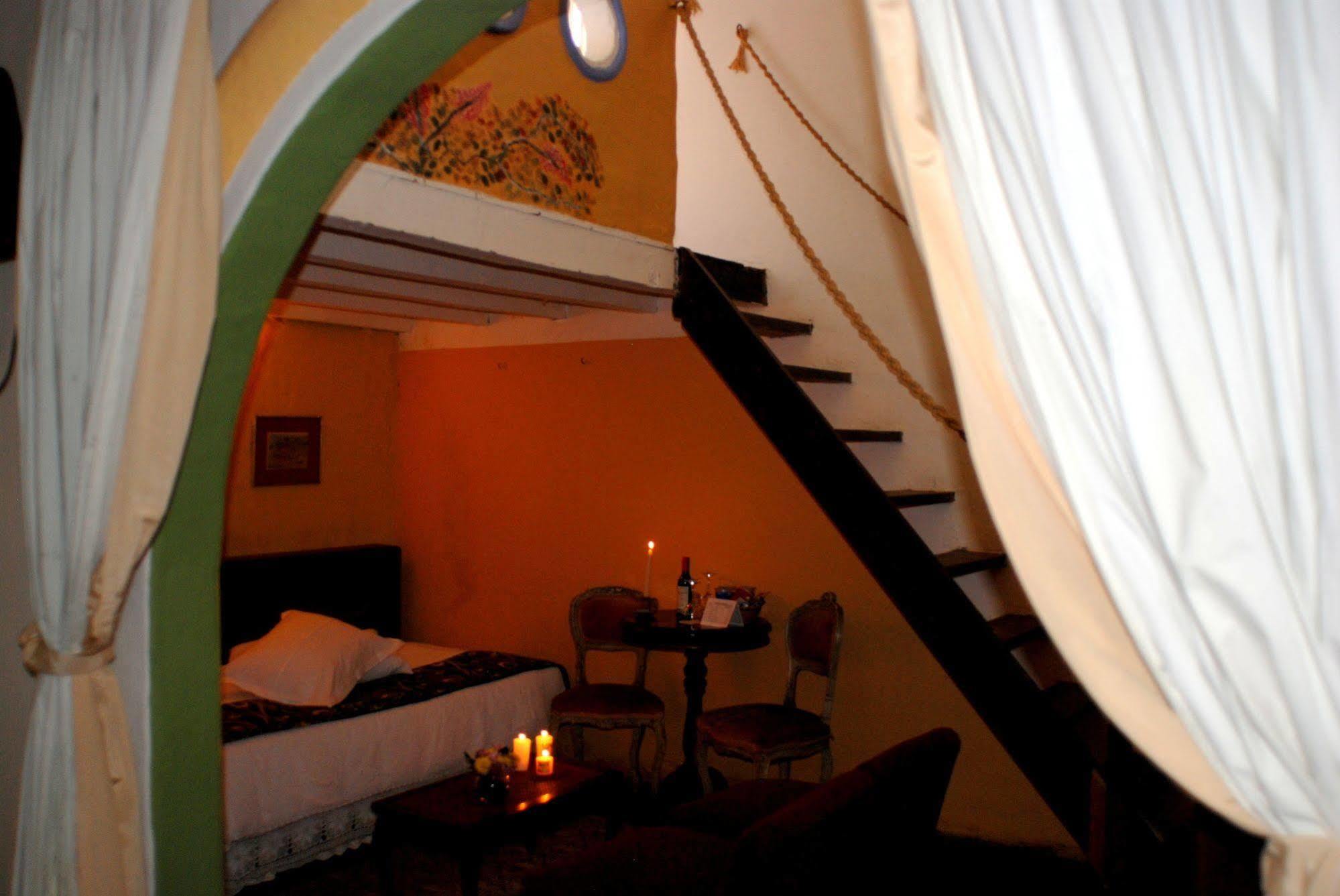 Hotel La Posada De San Antonio Вилья-де-Лейва Экстерьер фото